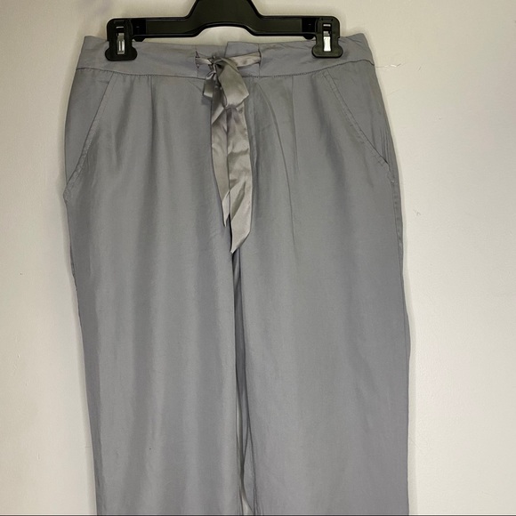 Tahari Grey Paperbag Casual Trouser Pants Size 8 - Picture 5 of 10